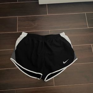 Nike women’s shorts